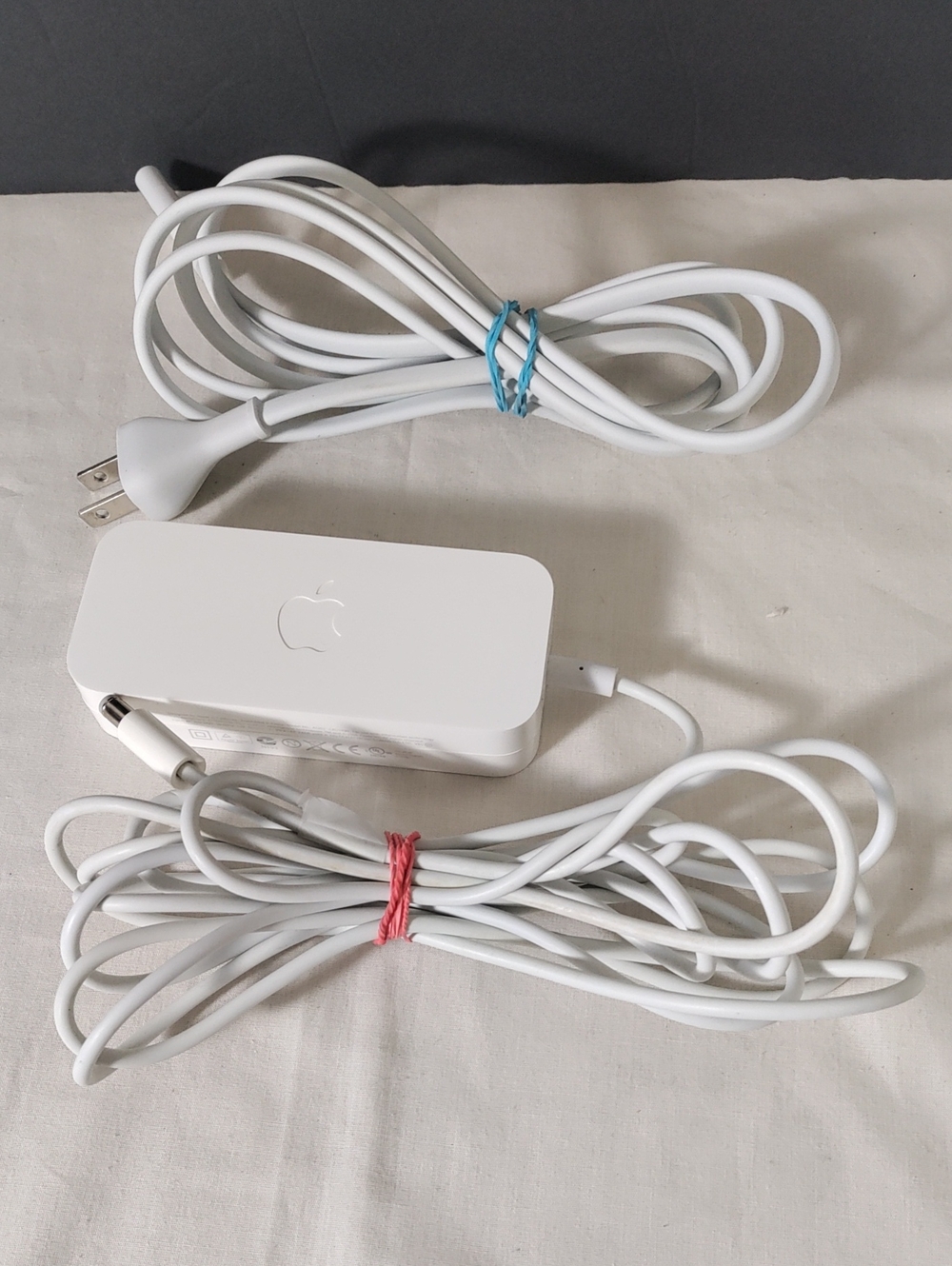Apple Adapter Power Supply Model A1202 (Tested)